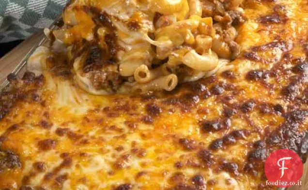 Maccheroni semplici e manzo con formaggio