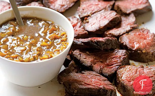 Bistecca con salsa all'aglio verde