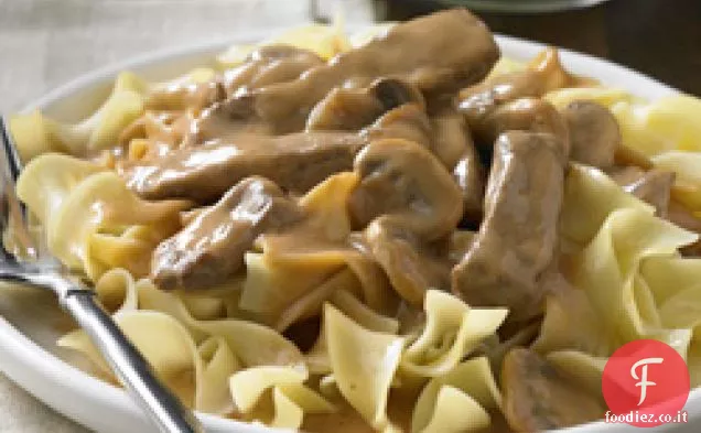 Veloce manzo alla Stroganoff per due