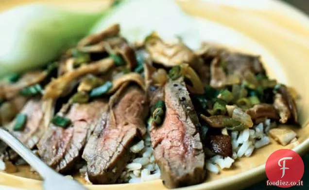 Bistecca di fianco con salsa di funghi Shiitake