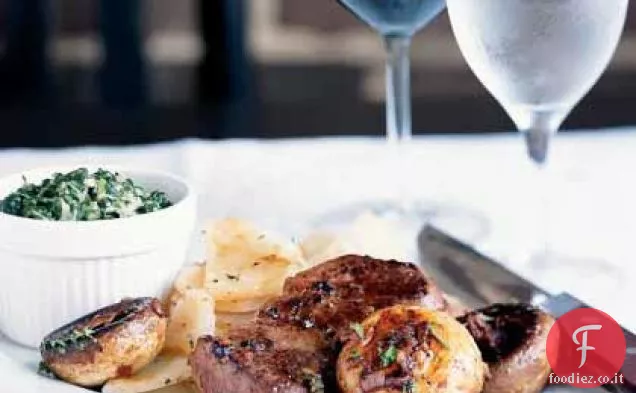 Bistecca alla brace con funghi