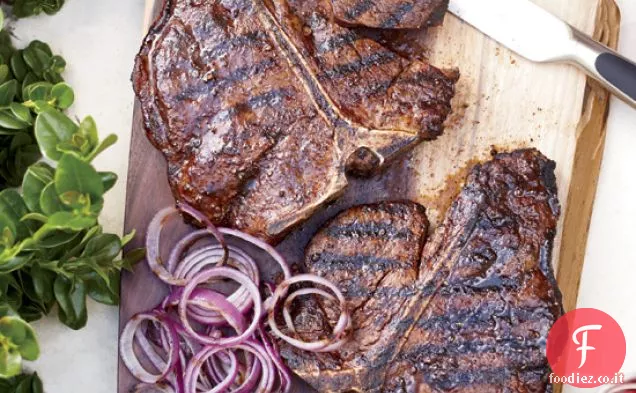 Spezie strofinato T-Bone bistecche