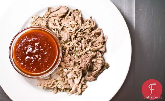 Tè verde tirato maiale con piccante salsa barbecue asiatico