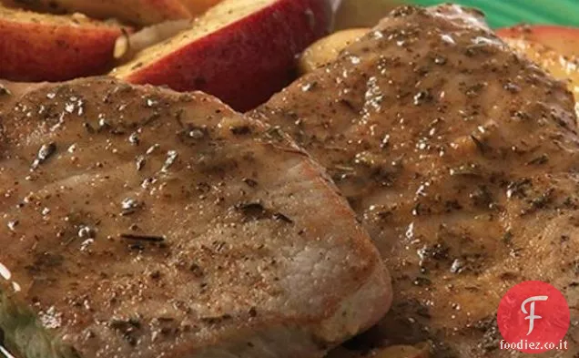Braciole di maiale alla mela e salvia
