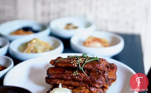 Costine di maiale smaltate coreane piccanti