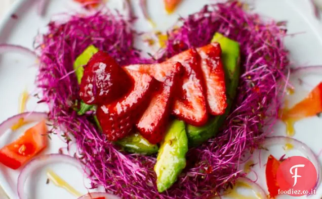 Insalata di cuore rosa: fragole + Avocado