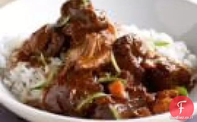 Carne di maiale brasata al caramello