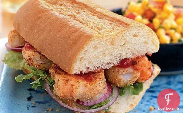 Po'boy di gamberetti con ketchup piccante