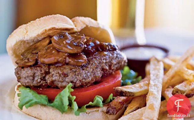 Hamburger di bistecca soffocato