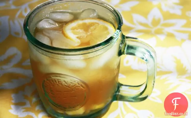 Ricetta di tè verde ghiacciato infuso di bacche