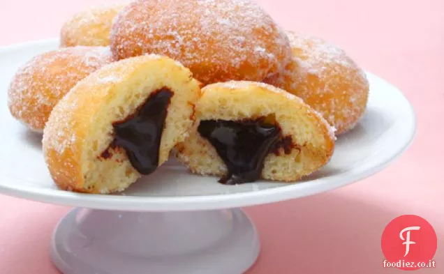Ciambelle ripiene di cioccolato e birra