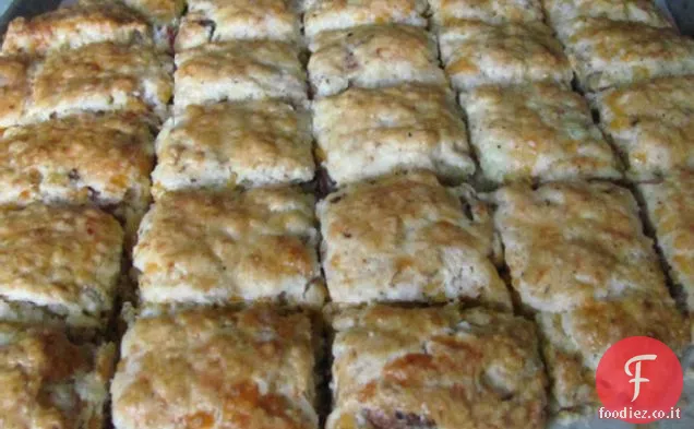 Pancetta affumicata alle mele e focaccine Cheddar