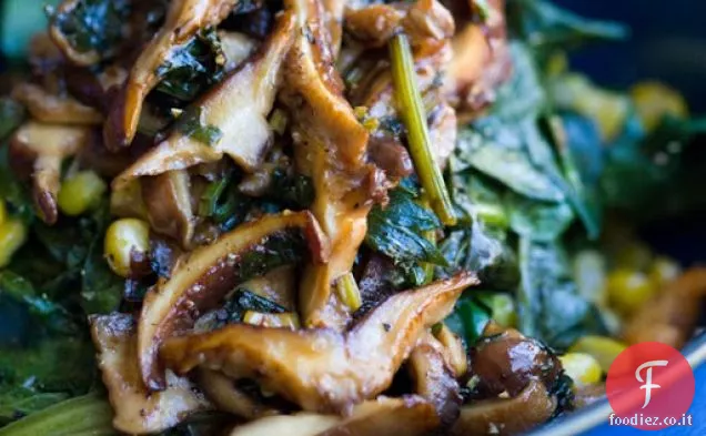 Insalata di spinaci appassiti con funghi balsamici