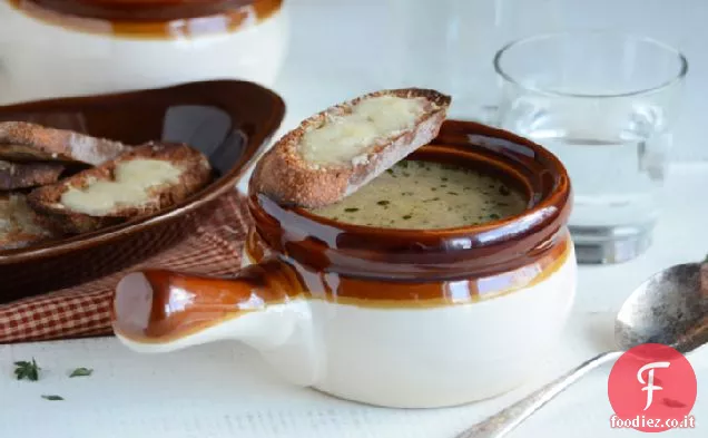 Crema di zuppa di cipolle
