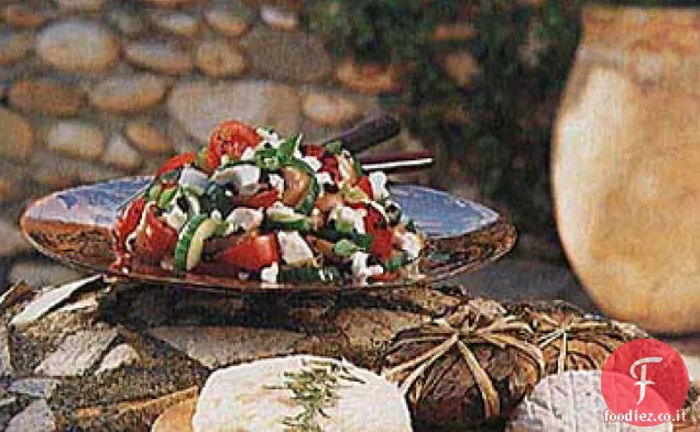 Insalata di verdure con formaggio di capra
