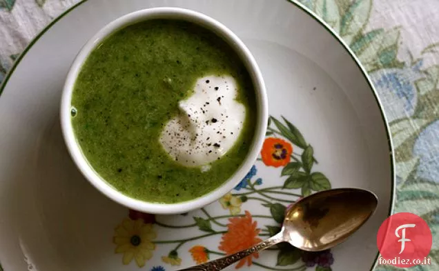 Zuppa di broccoli e rucola