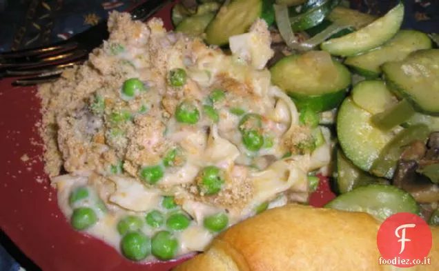 Casseruola di noodle di tonno
