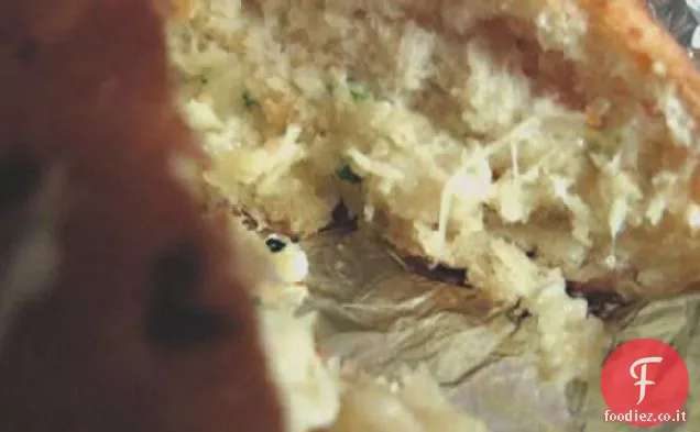 Il pane all'aglio Cheezy del mercato del pesce