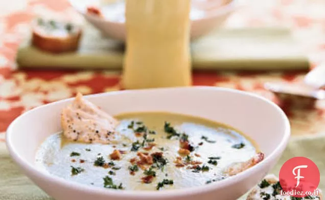 Soupe au Verte con Toast al formaggio di capra