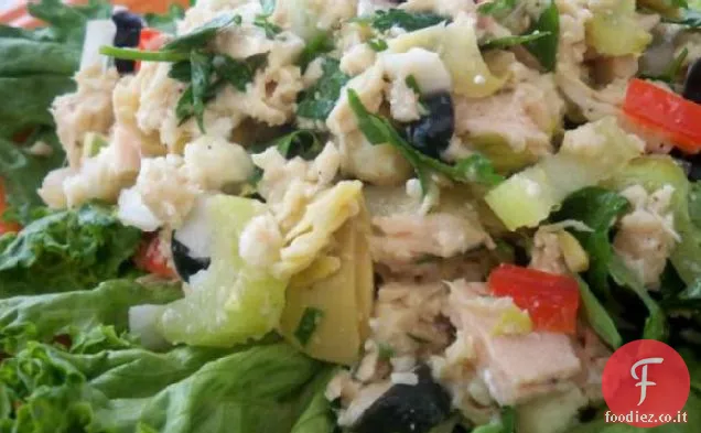 Insalata di tonno greco