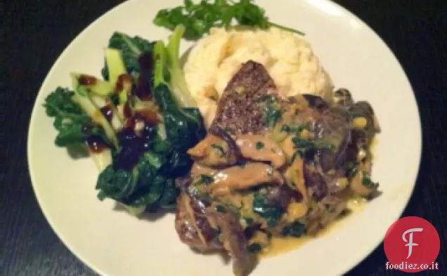 Tonno scottato in padella con salsa di crema di zenzero e shiitake