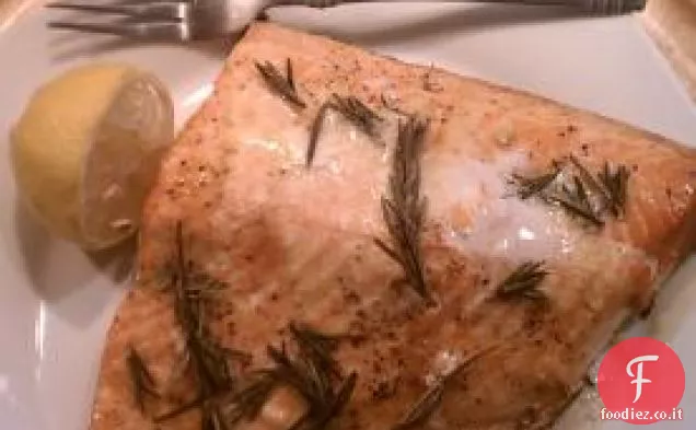 Salmone alle erbe al limone e burro