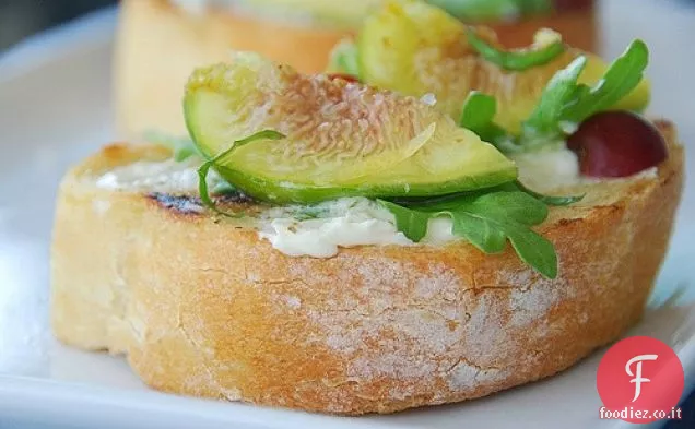 Bruschetta di Fichi freschi, rucola e Mascarpone