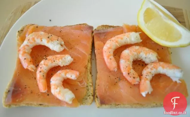 Panino al salmone affumicato (Laks Smørrebrød