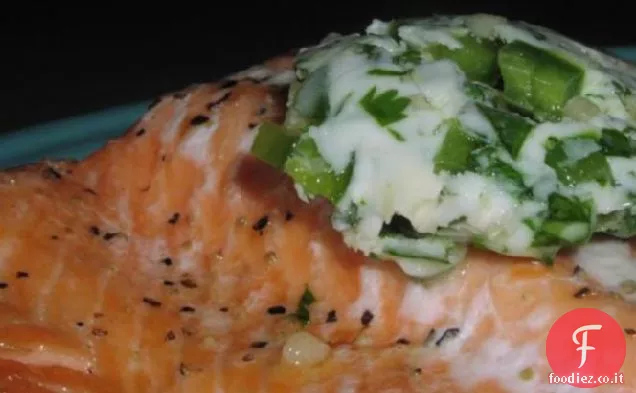 Salmone alla griglia con burro Jalapeno