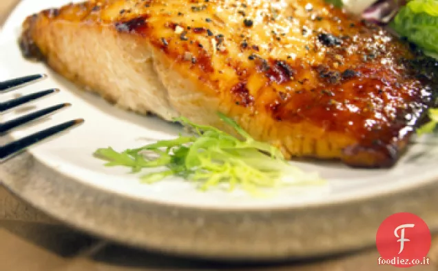 Salmone con senape e glassa di zucchero di canna