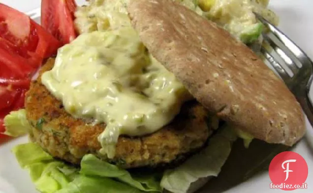 Hamburger di pesce con erbe fresche