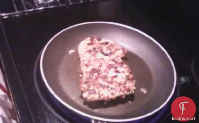 Halibut in crosta di noci con salsa di soia al miele