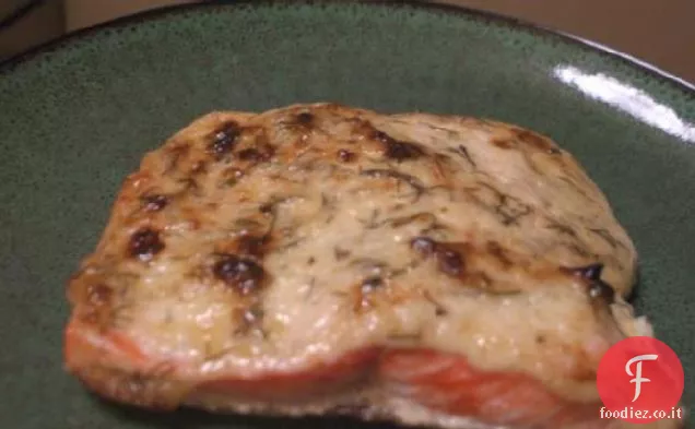 Salmone al forno con maionese alle erbe