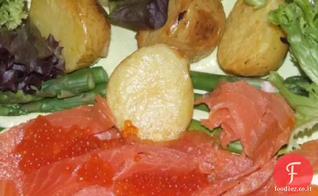Salmone affumicato e insalata di caviale