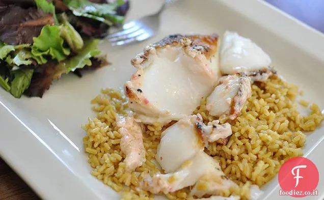 Branzino bronzato del pastore Ryan con burro di scalogno al limone