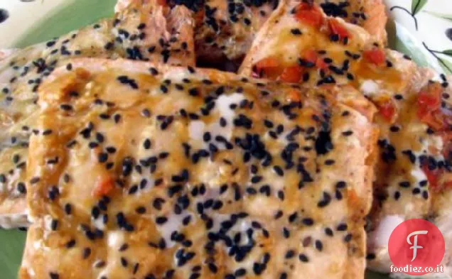 Zucchero di canna e salmone glassato allo zenzero