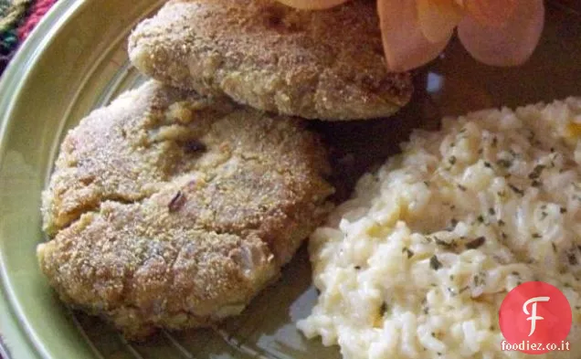 Salmone scottato in padella con salsa di tara