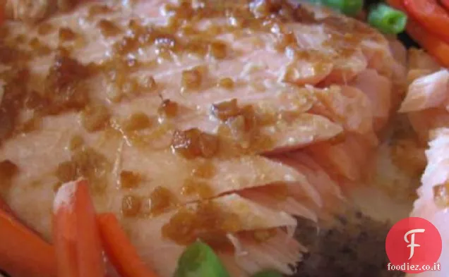 Salmone allo zenzero e aglio
