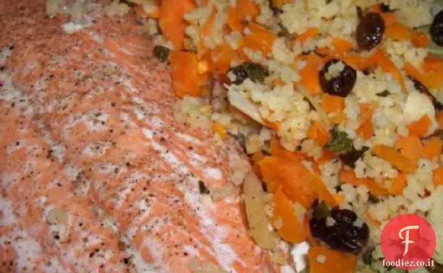 Salmone al forno con Pilaf Couscous