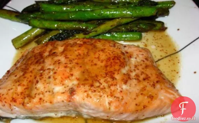 Salmone alla griglia con miele e Vermouth