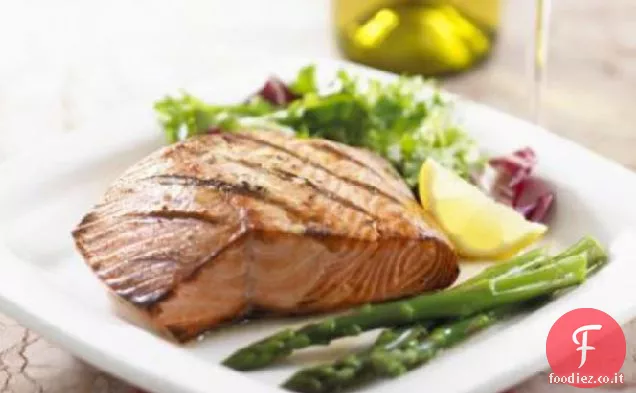 Salmone alla griglia con limone e zenzero