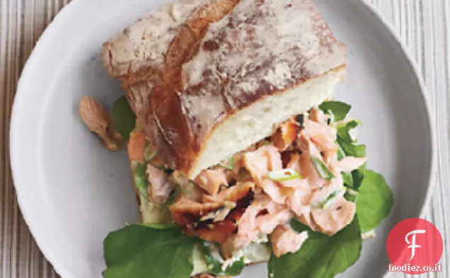 Insalata di salmone Panini su Ciabatta