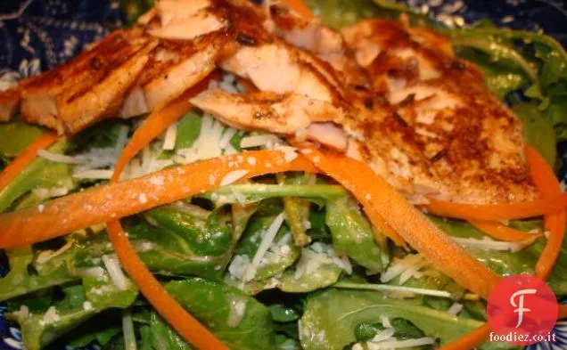 Insalata di salmone e rucola con vinaigrette di Digione