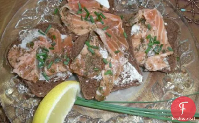 Salmone scozzese marinato cosparso di Scotch Whisky