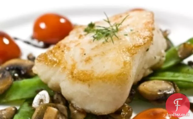 Branzino con Salsa Mediterranea