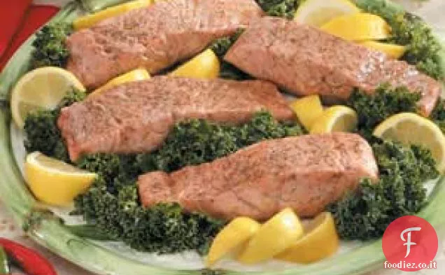 Mousse individuali di salmone affumicato e avocado per ogni occasione
