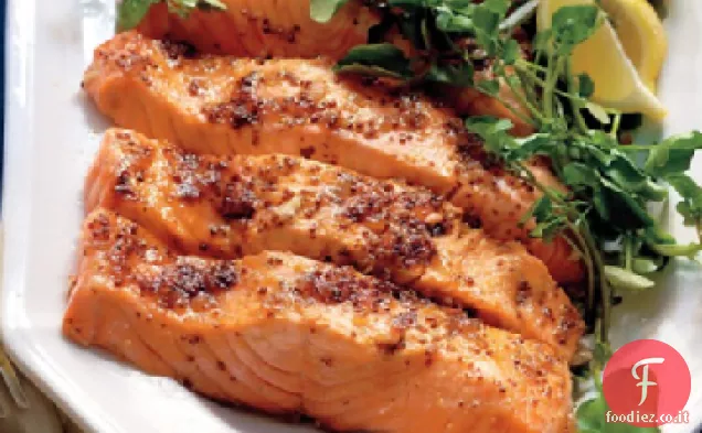 Salmone con zucchero di canna e glassa di senape