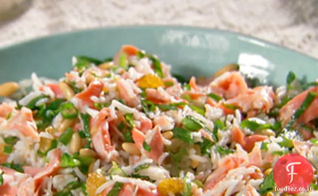 Salmone piccante e insalata di riso