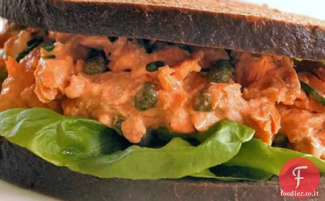 Panini al salmone che aprono gli occhi