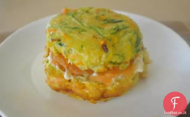 Triangoli di frittata di salmone affumicato